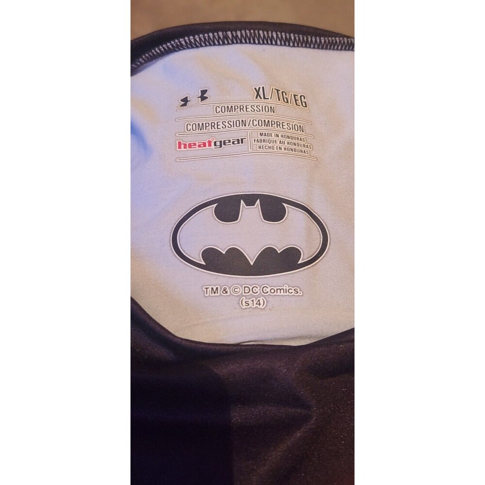 Under Armour Batman Alterego Compression Shirt Ad… - image 3